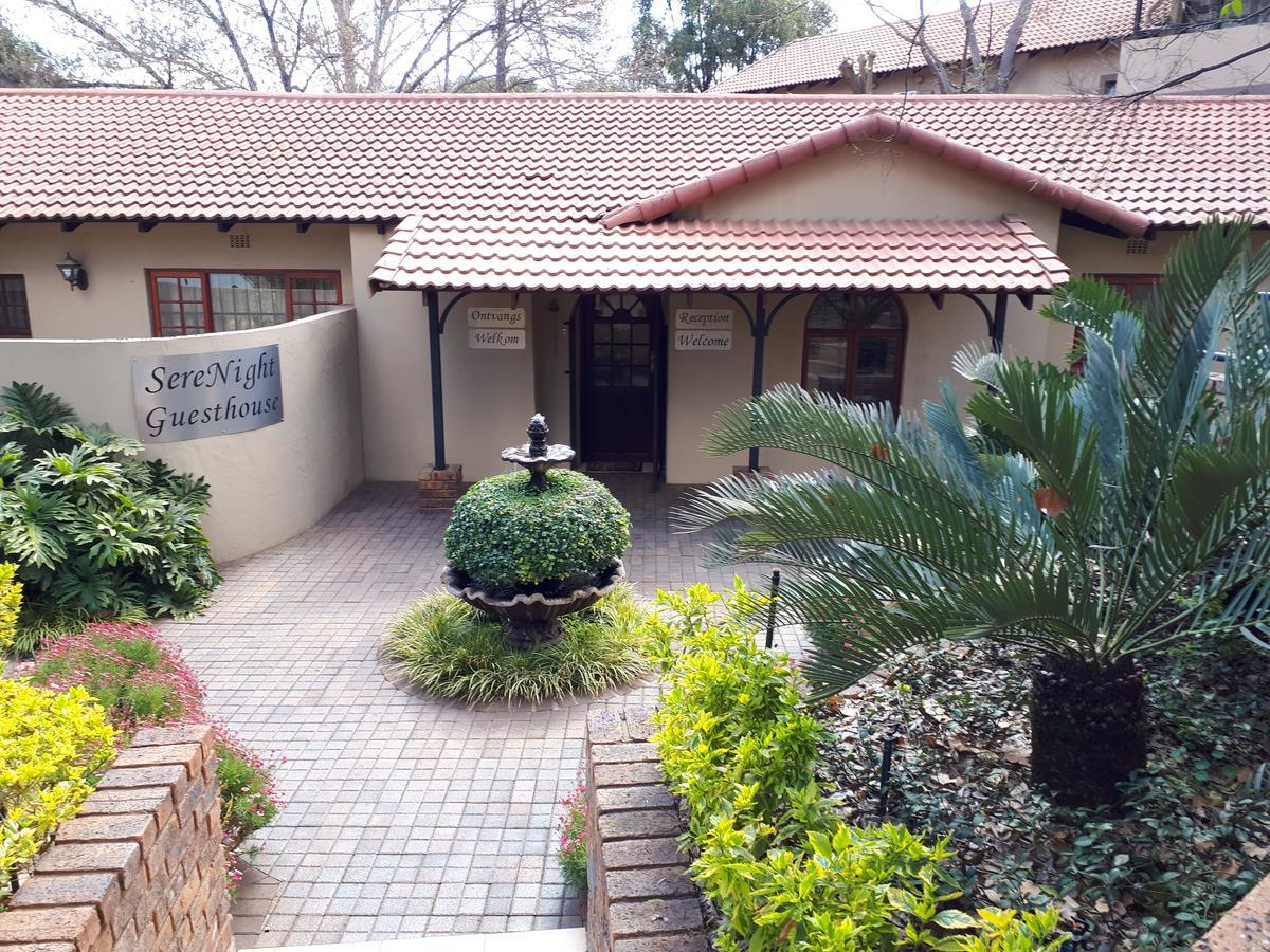 Serenight Guesthouse Pretoria-Noord Exteriör bild